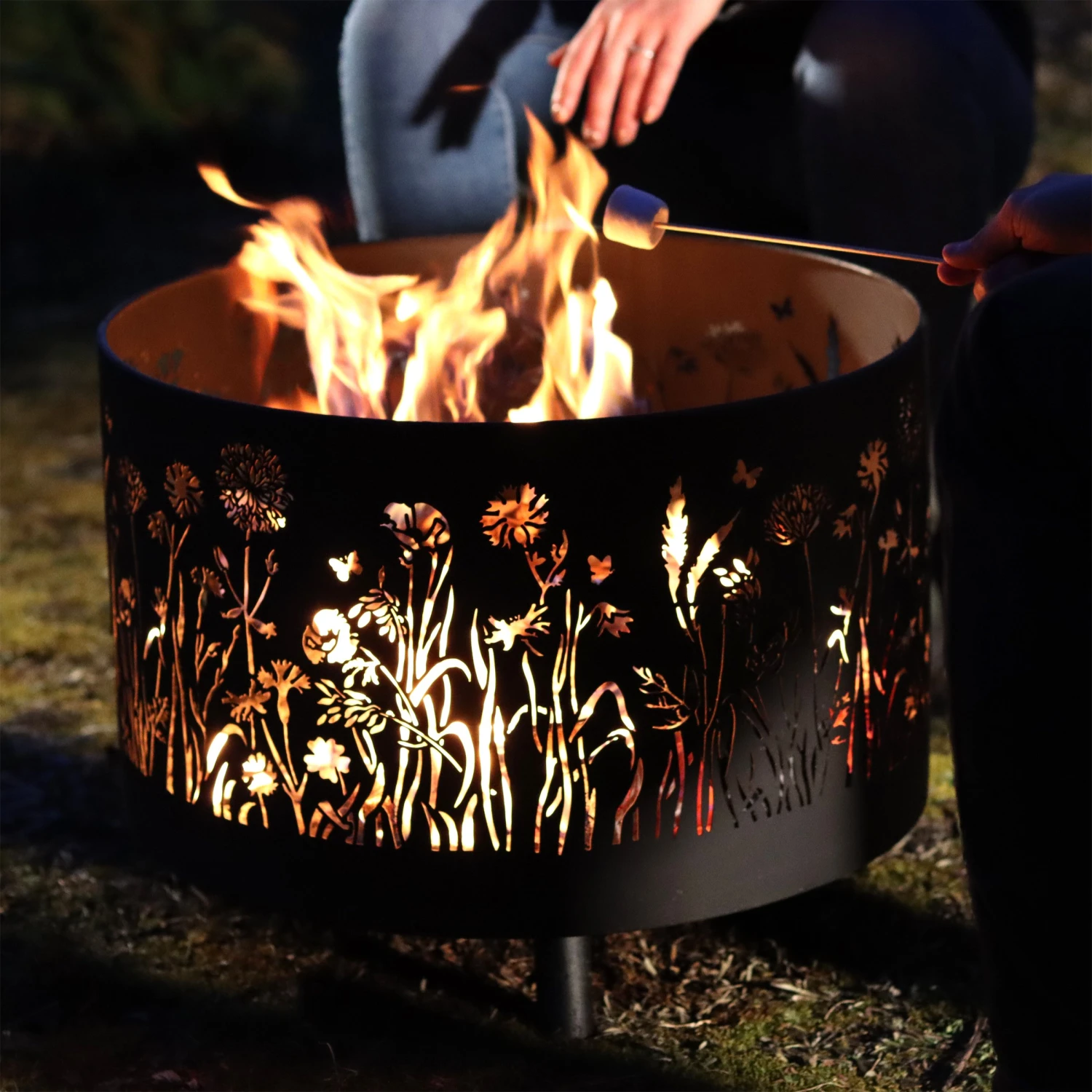 Brasero Ajouré Rond Noir 3 Brasero Ajouré Rond Noir