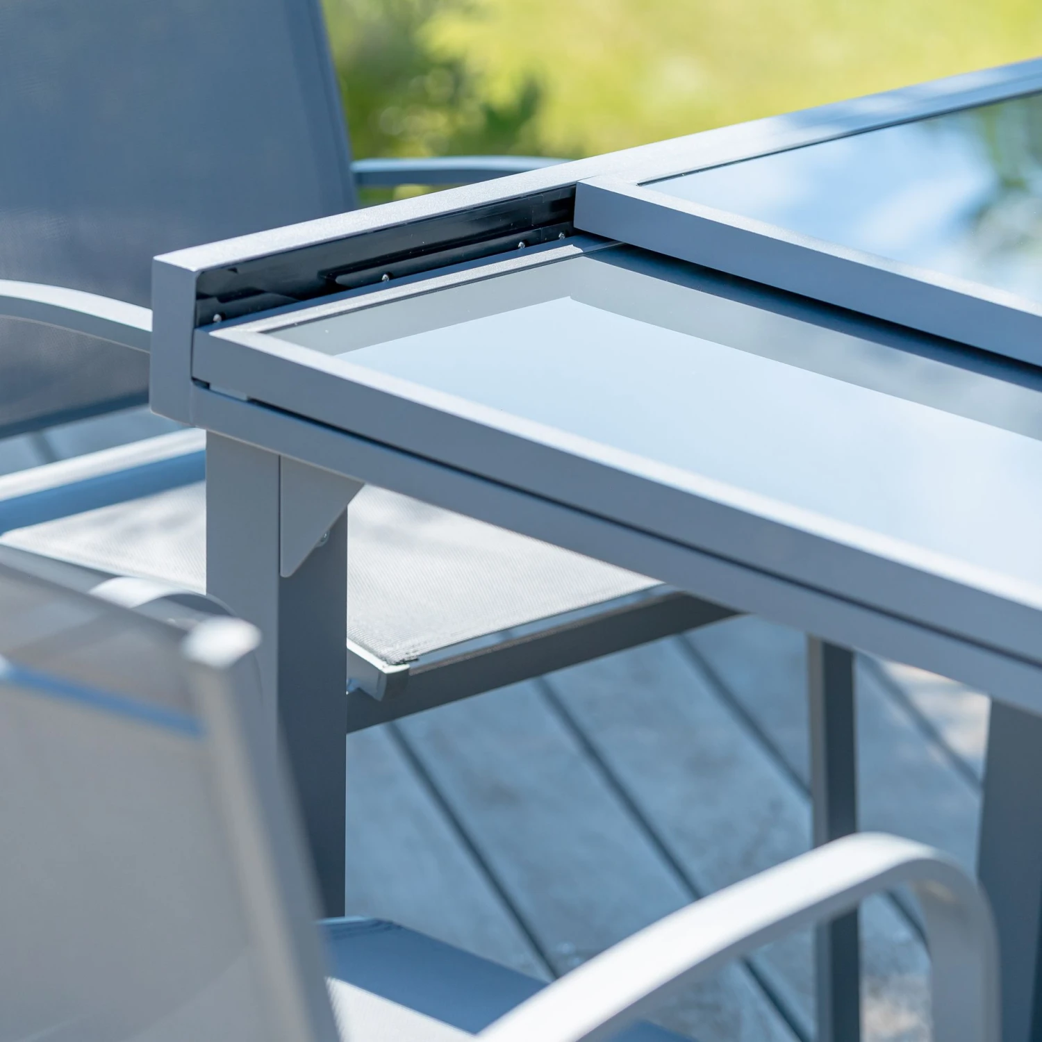 Table De Jardin Extensible 8 Places En Verre Murano (180 X 90 Cm) - Gris Ardoise 5 Table De Jardin Extensible 8 Places En Verre Murano (180 X 90 Cm) - Gris Ardoise – Image 3